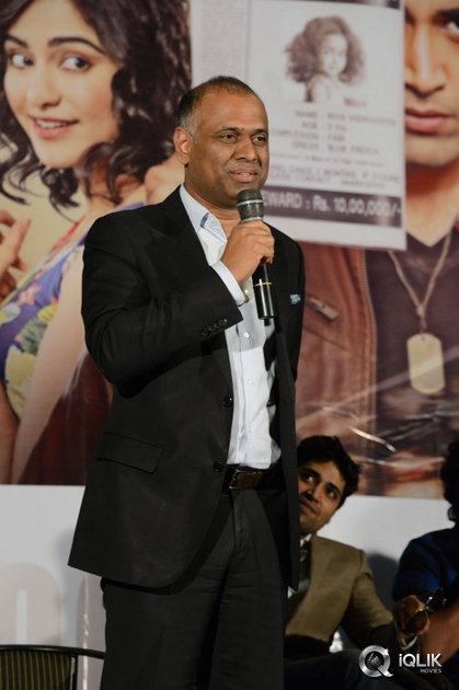 Kshanam-Movie-First-Look-Launch